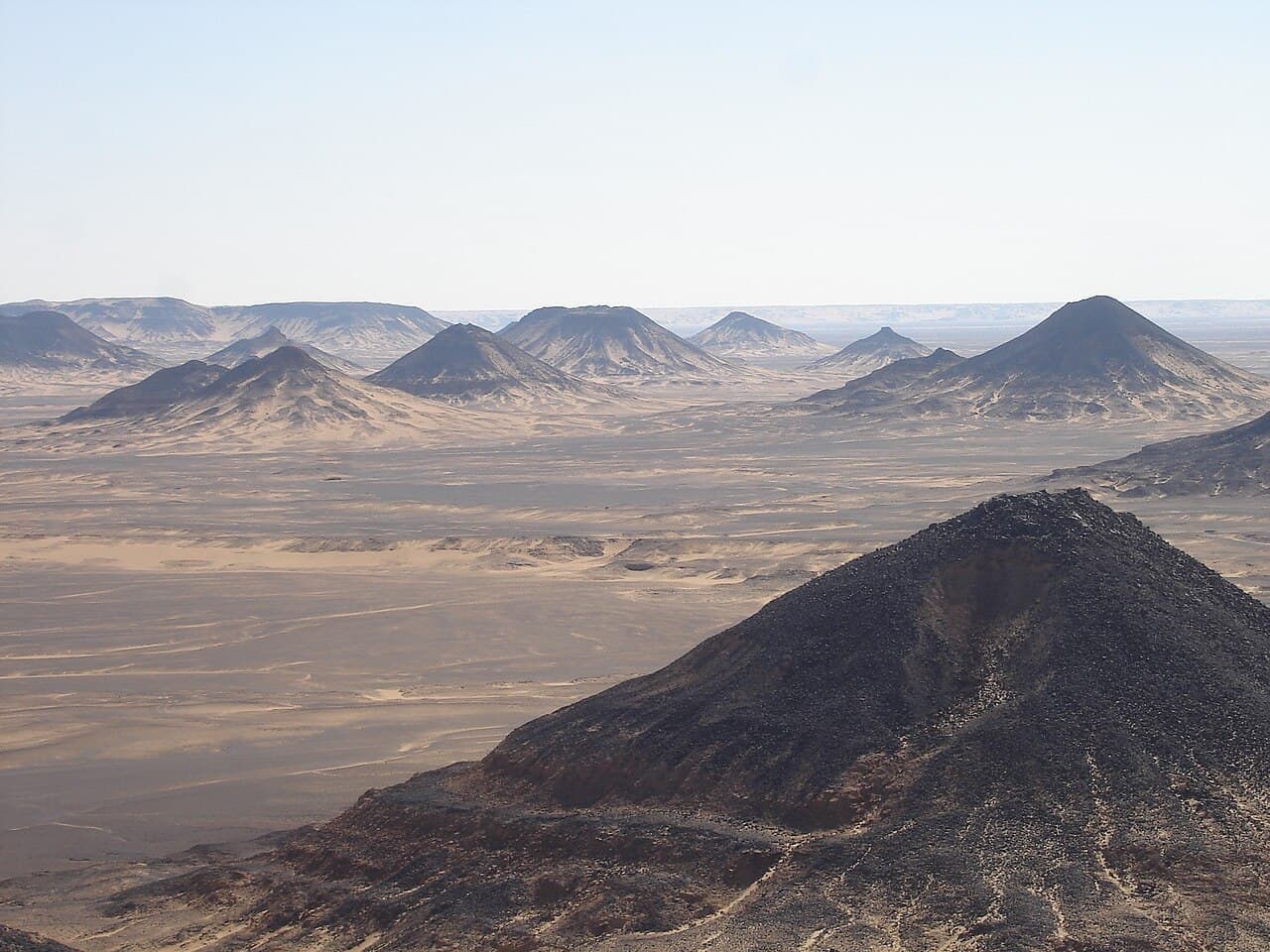 The Black Desert, Bahariya Oasis