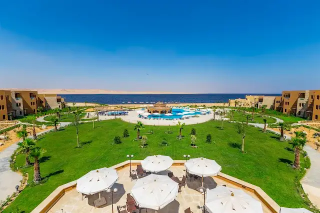 Byoum Lakeside Hotel