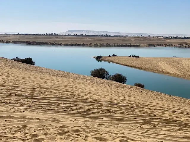 Magic Lake & sandboarding