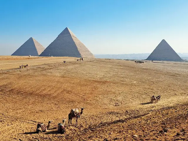 Pyramids Panorama Point
