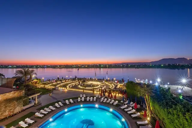 Sonesta St. George Hotel