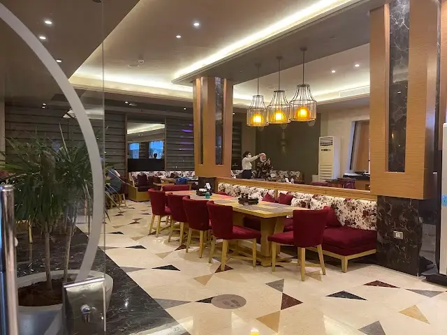 People’s Ala carte Restaurant